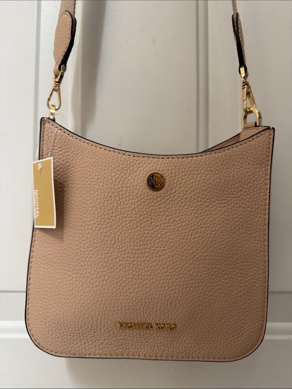 Michael Kors Pebbled Leather Crossbody Bag in Blush. New with tag.